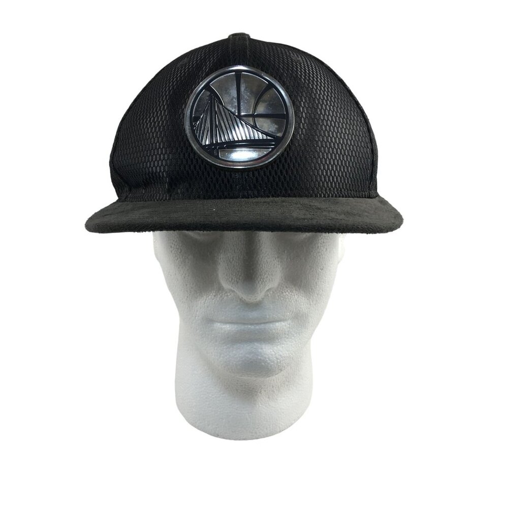 NEW ERA 59FIFTY NBA GOLDEN STATE WARRIORS ON COURT 2017 SUEDE HAT 7 3/4